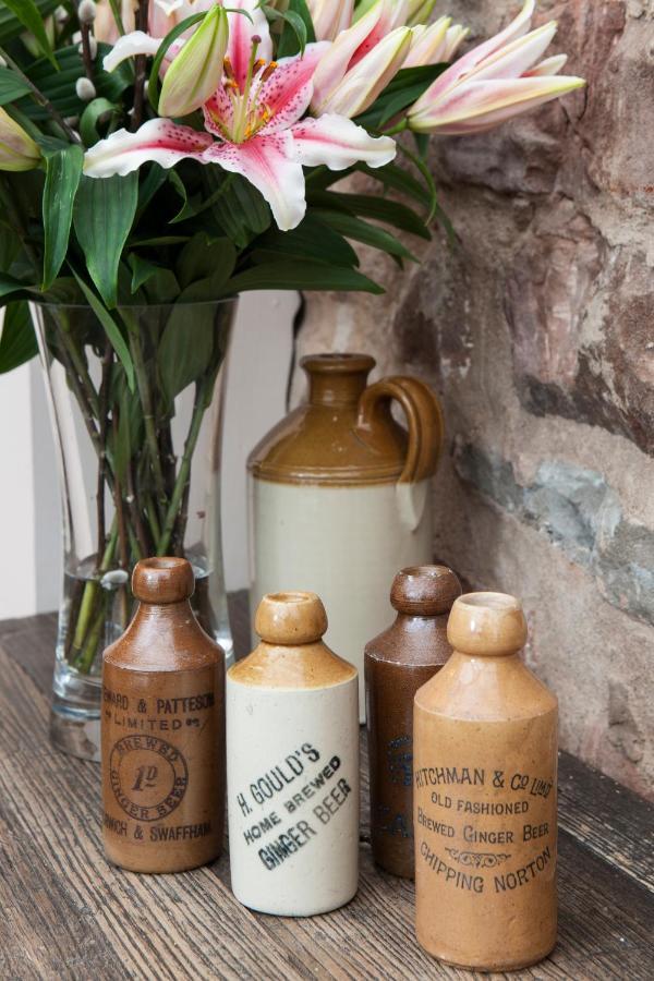 Tudor Farmhouse Hotel Clearwell エクステリア 写真